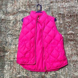J crew Womens pink quilted vest small